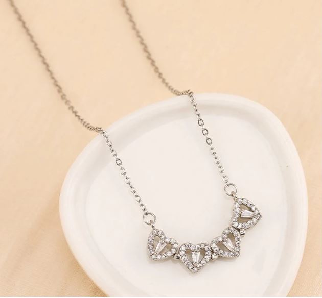 Collar Trébol 4 Corazones Magnético